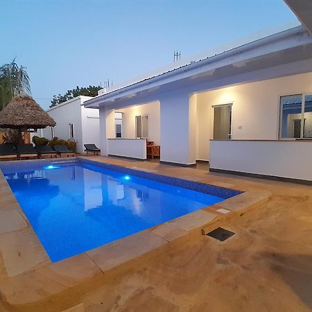 Diamond White Resort ナングウィ エクステリア 写真